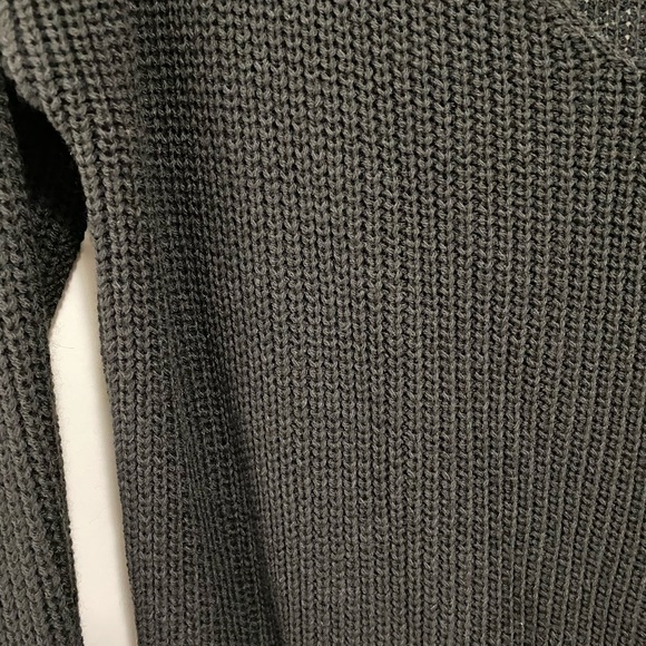 Boohoo V neck jumper - Picture 3 of 4